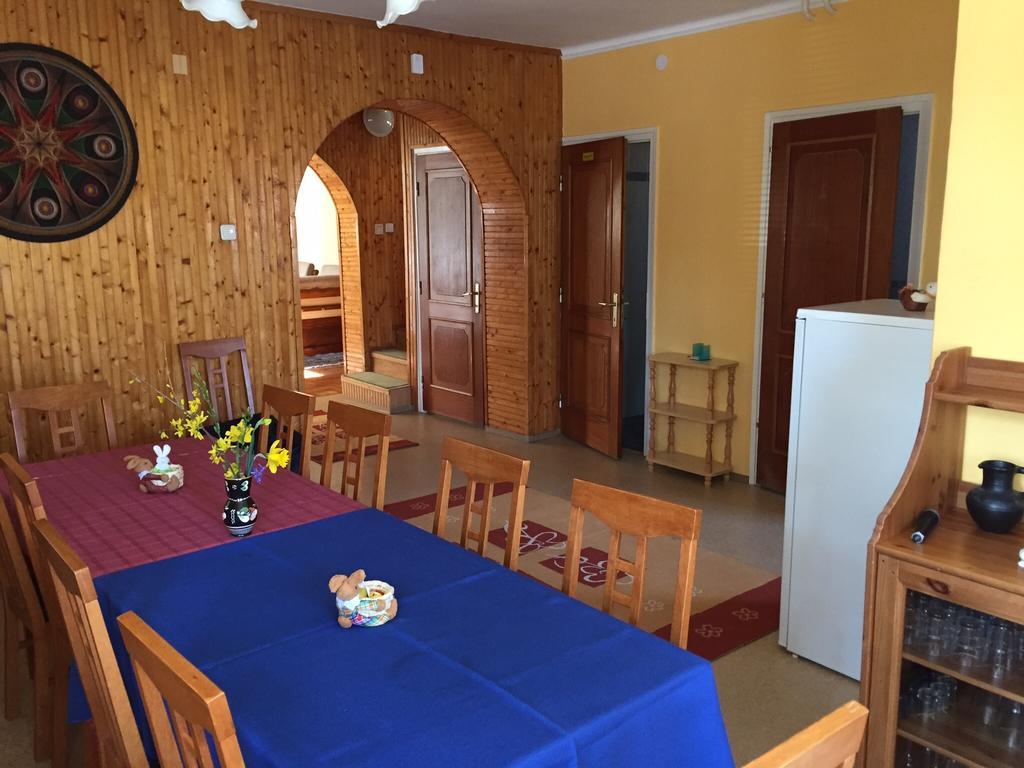 Galeria Vendeghaz Hotel Mezőkövesd Eksteriør billede